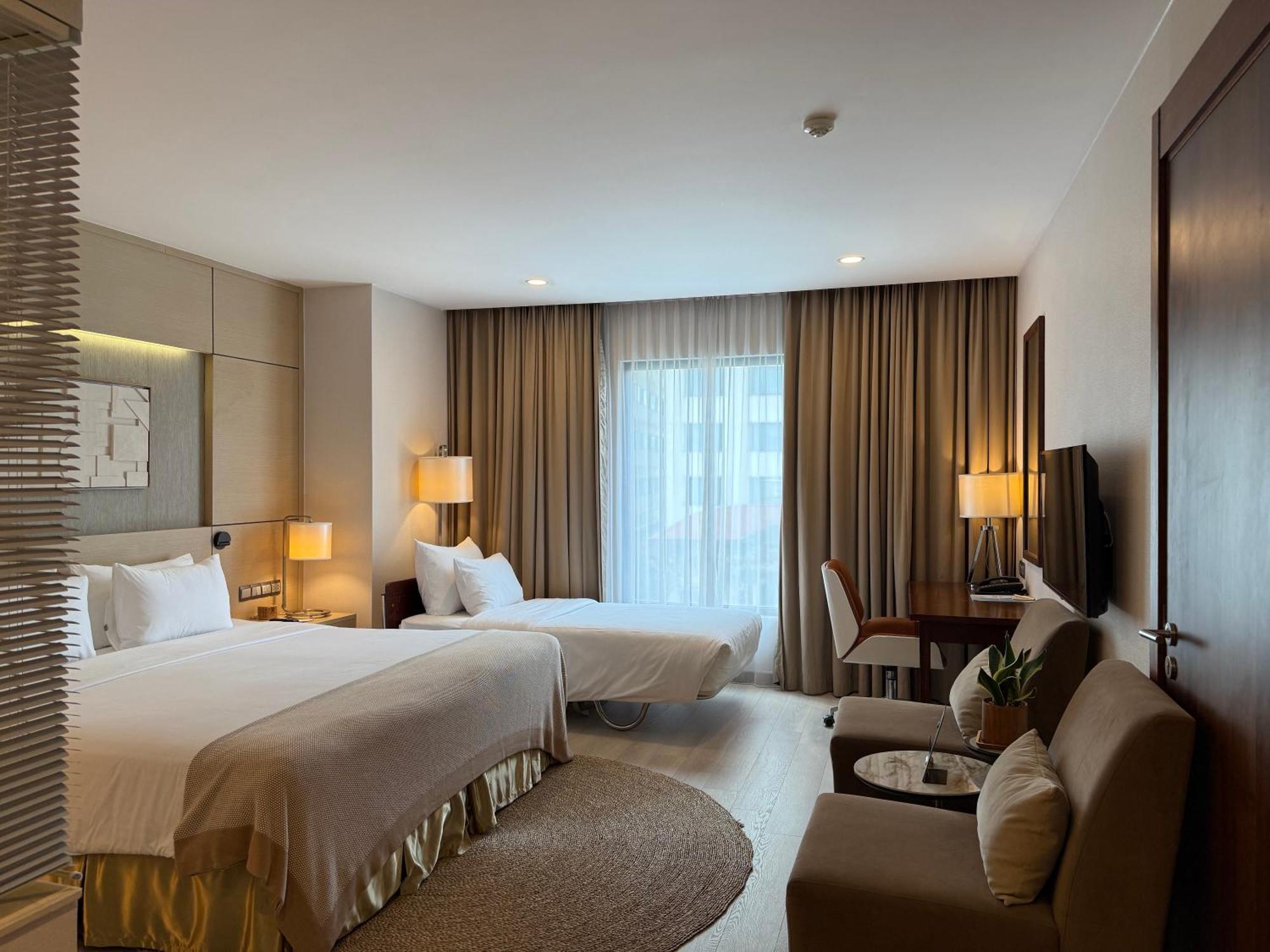 The Ann & 4* Hà Nội